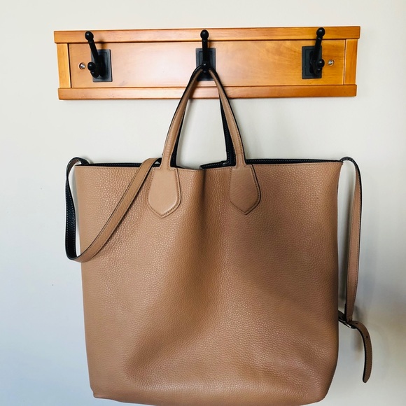 Gucci Rambler Reversible Tote - Picture 6 of 16